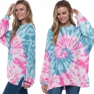 Chrysanthemum Mock Neck Oversized Pullover in Tie Dye Small Medium